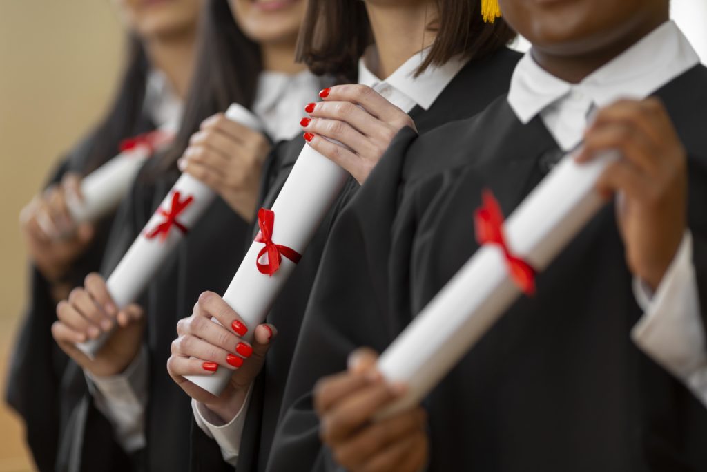 Bacheliers avec mention « Très bien »